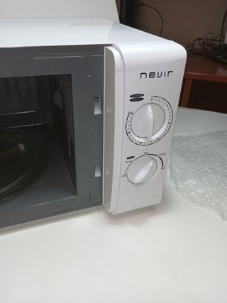 Microondas Nevir 20L Blanco