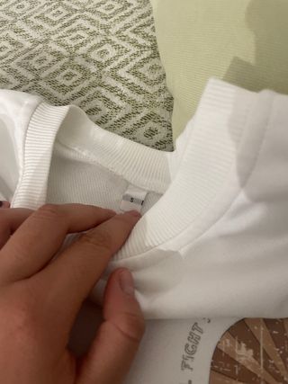 Sudadera Blanca con Diseño