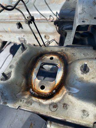 Soldadura jaulas antivuelco y refuerzos de chasis