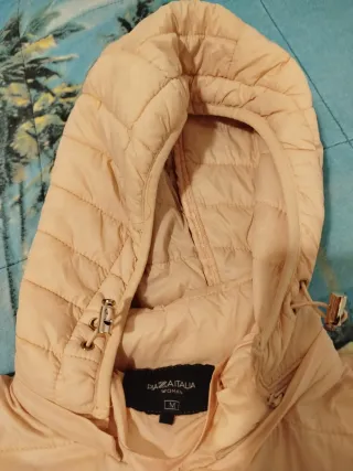 Piumino imbottito con cappuccio