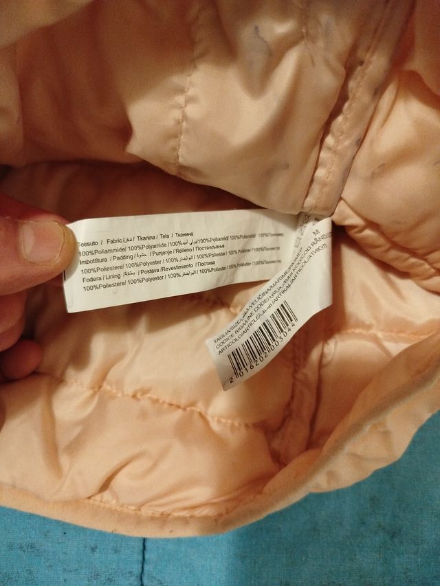 Piumino imbottito con cappuccio