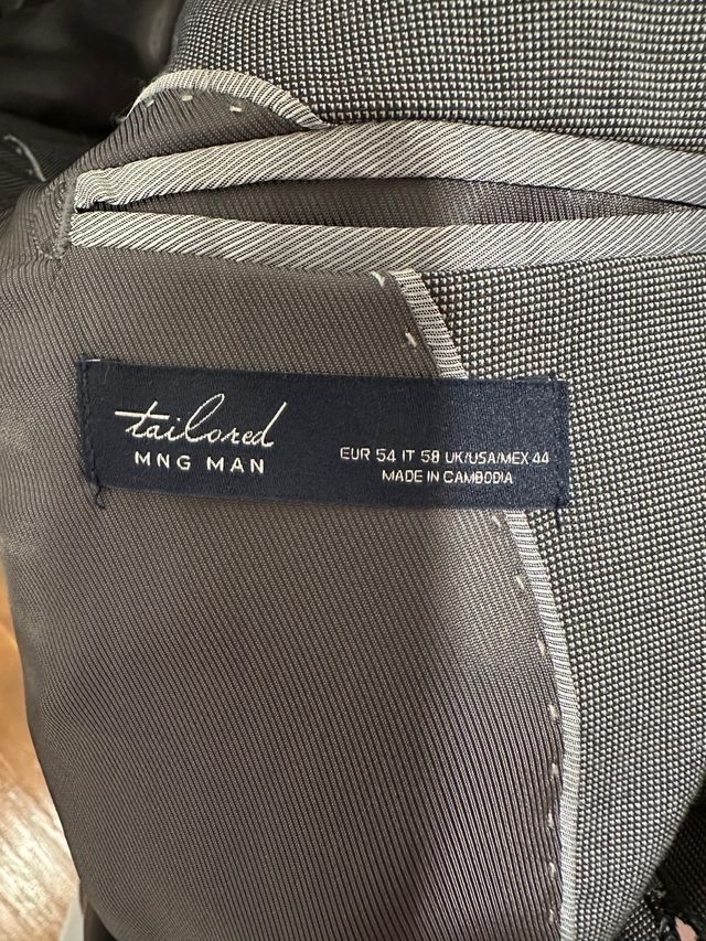 Traje Chaqueta y Pantalón Mango Gris 