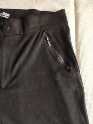 Pantalón Zara antelina negro