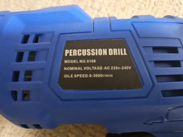Trapano a percussione elettrico blu