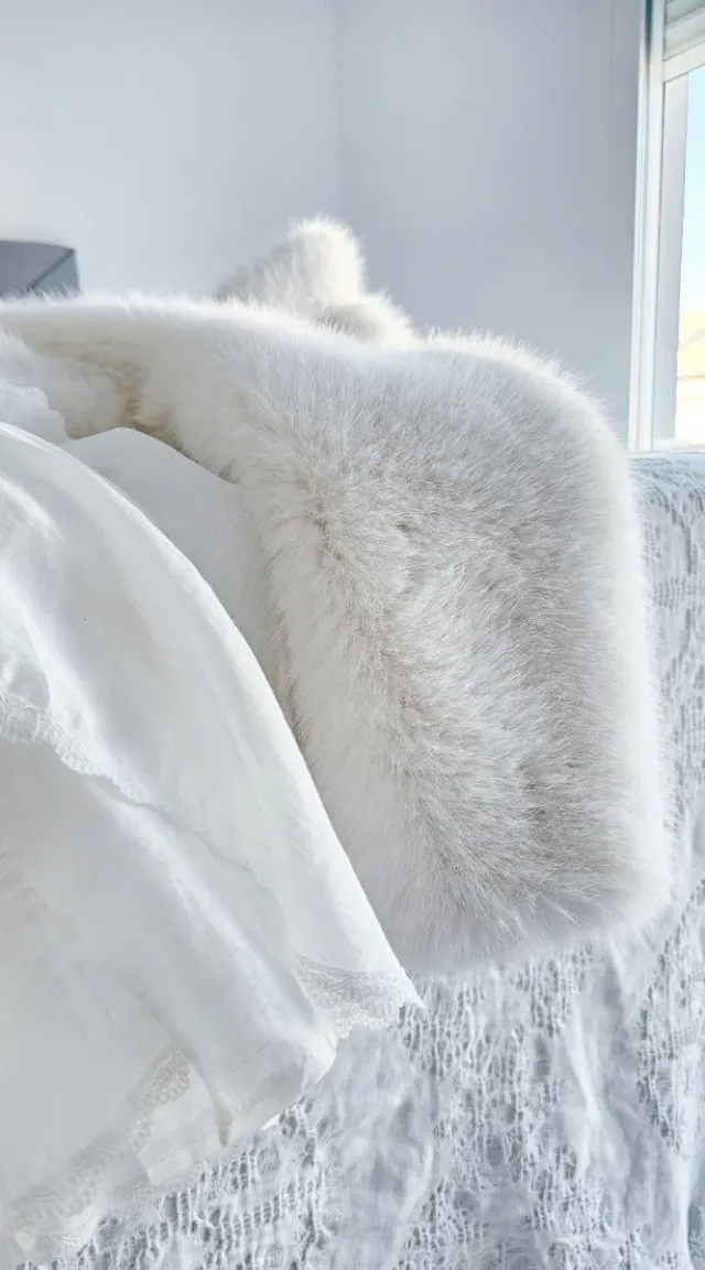 Abrigo blanco de pelo Zara