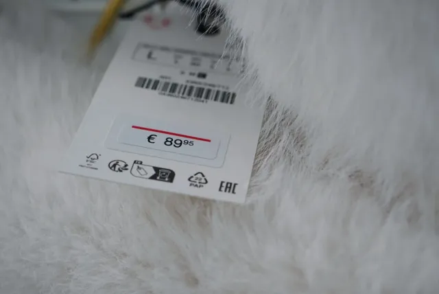 Abrigo blanco de pelo Zara