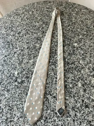 Corbata Carnaval de Venise 100% seda natural nueva