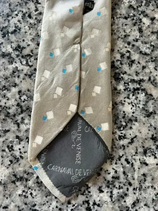 Corbata Carnaval de Venise 100% seda natural nueva