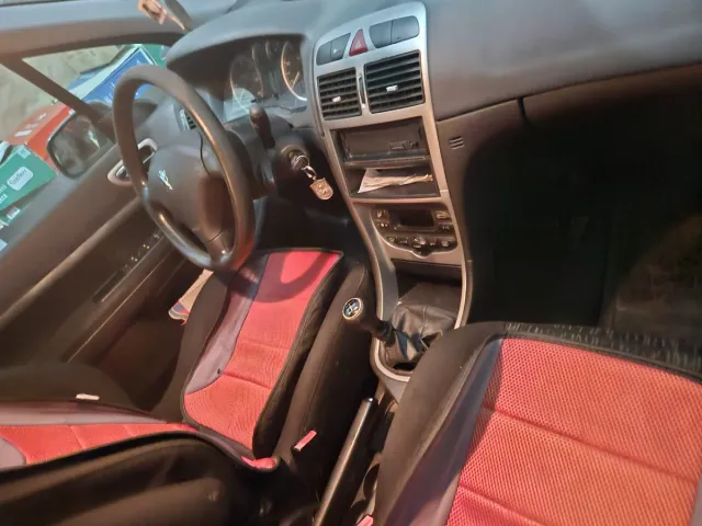 Peugeot 307 2004