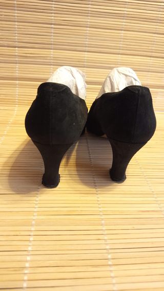 Zapatos de ante negro talla 38