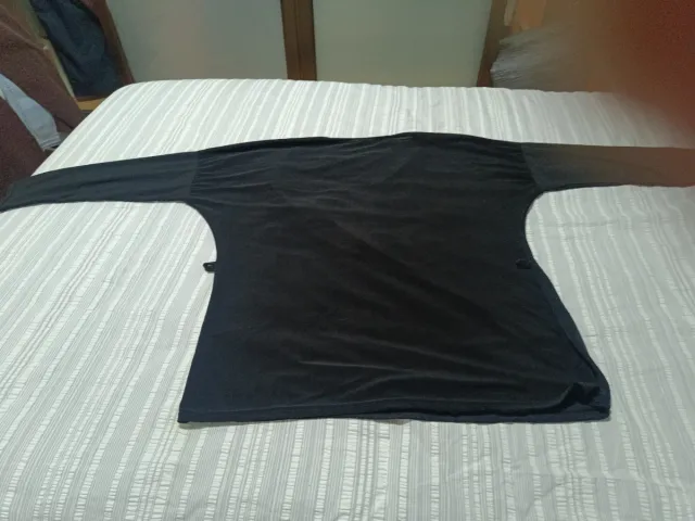 Camiseta negra talla única brillante