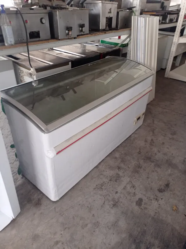 Mobiliario Hostelería - 200€