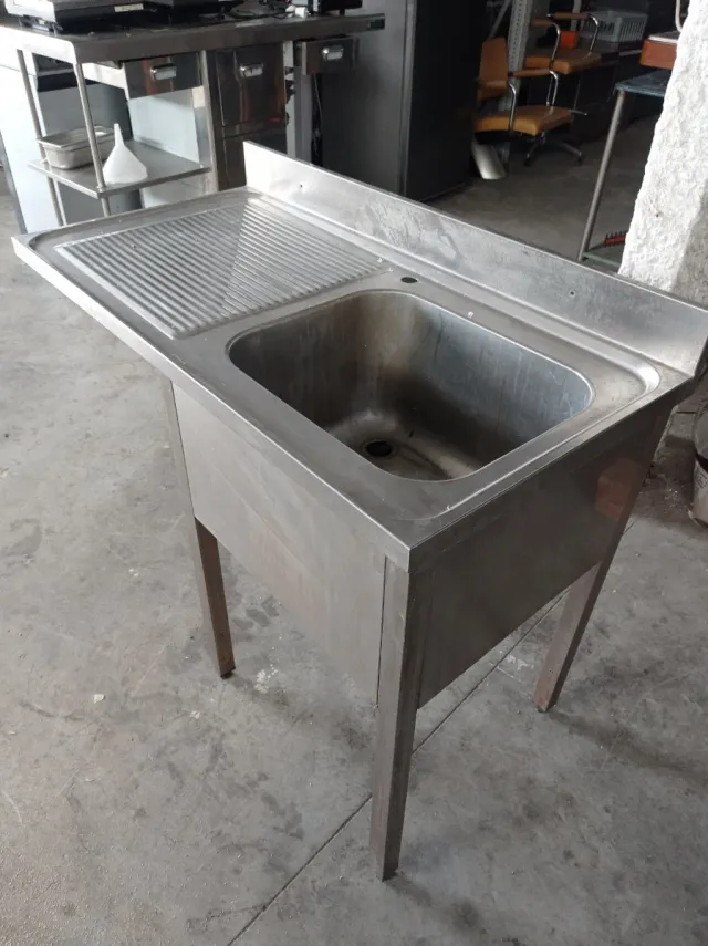 Mobiliario Hostelería - 200€