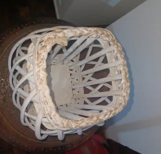 Lanterna bianca in legno intrecciato