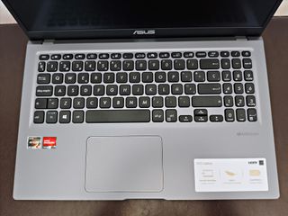 PORTÁTIL ASUS FHD IPS NUEVO 