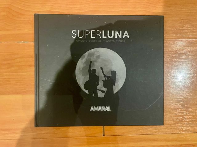 Amaral Super Luna Libro Edición Especial