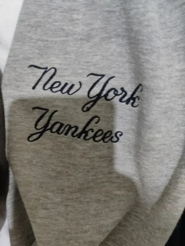 Sudadera Majestic Athletic Yankees Azul/Gris