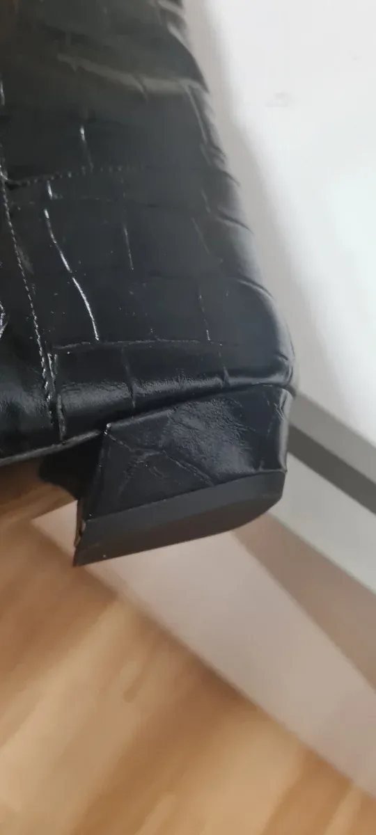 Botas altas negras tacón bajo