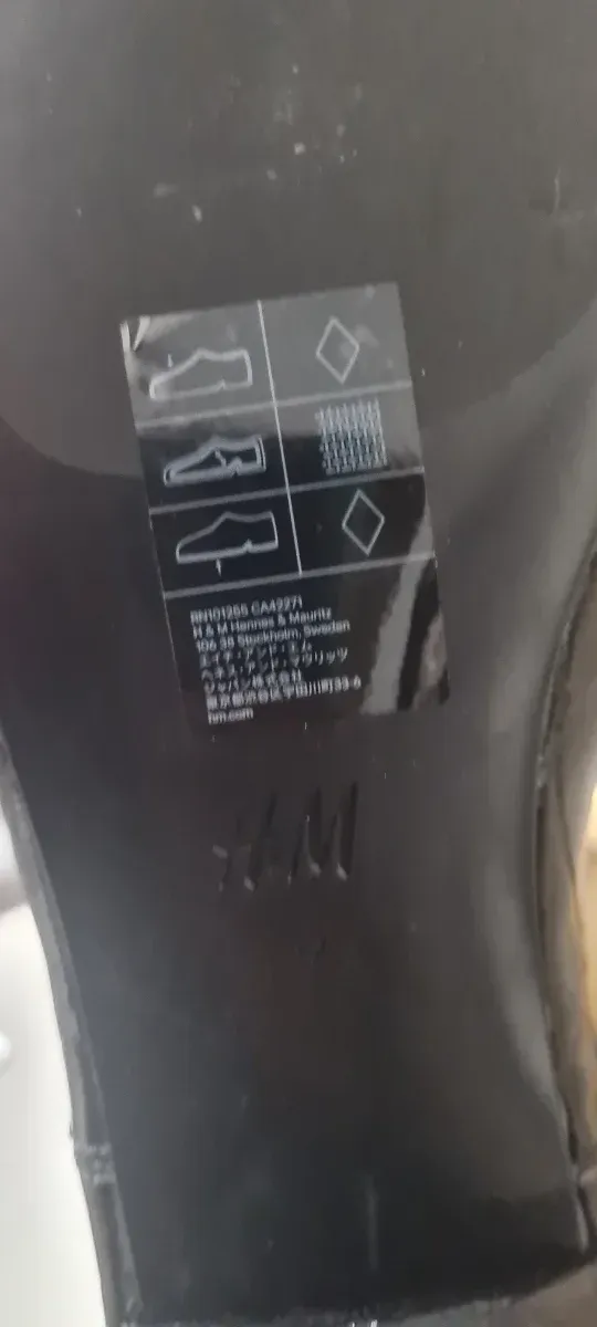 Botas altas negras tacón bajo