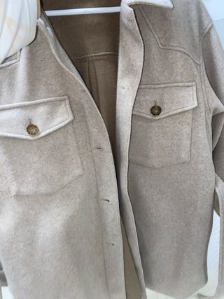 Sobrecamisa Beige Zara