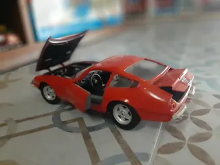 Modellino Auto Burago Maisto 1:18 Vintage