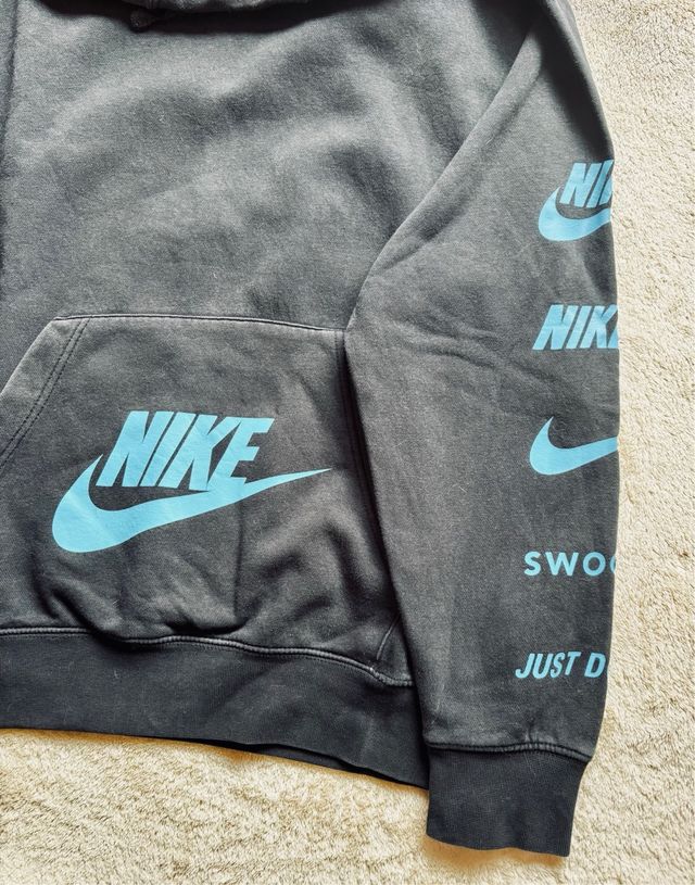 Felpa Nike blu con stampe