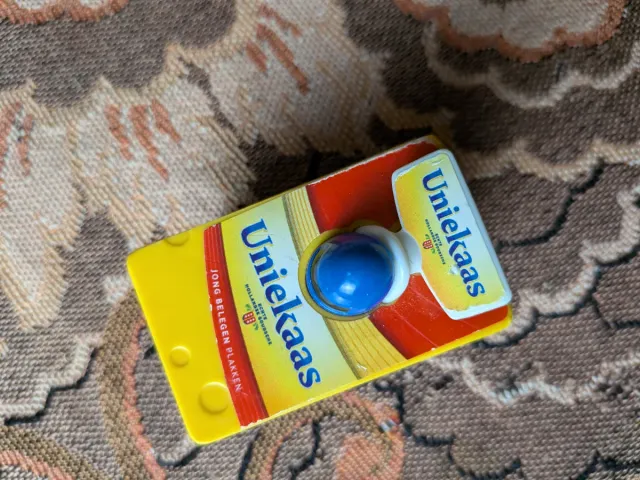 Macchinina promozionale Uniekaas