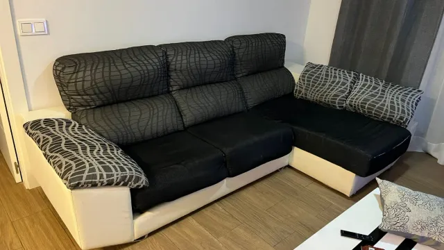 Sofá Chaiselongue Negro y Blanco