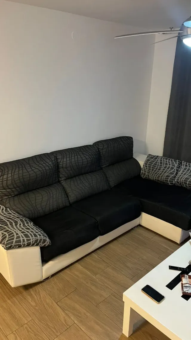 Sofá Chaiselongue Negro y Blanco