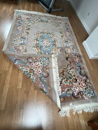Tappeto di lana e seta come nuovo