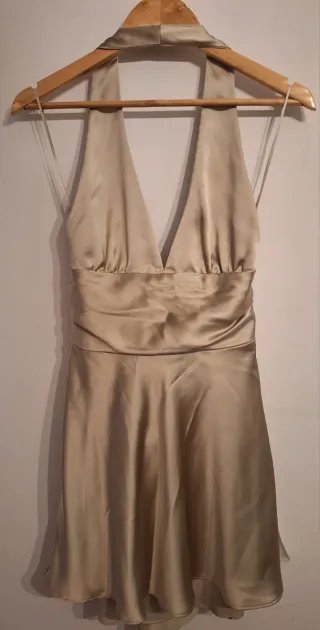 Vestido dorado champagne halter escotado
