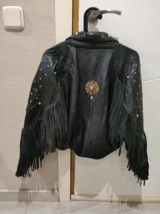 Torera Cuero Flecos Hecha a Mano