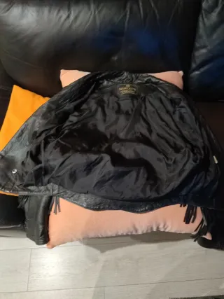 Torera Cuero Flecos Hecha a Mano