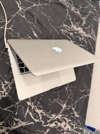 MacBook Pro Apple Plata