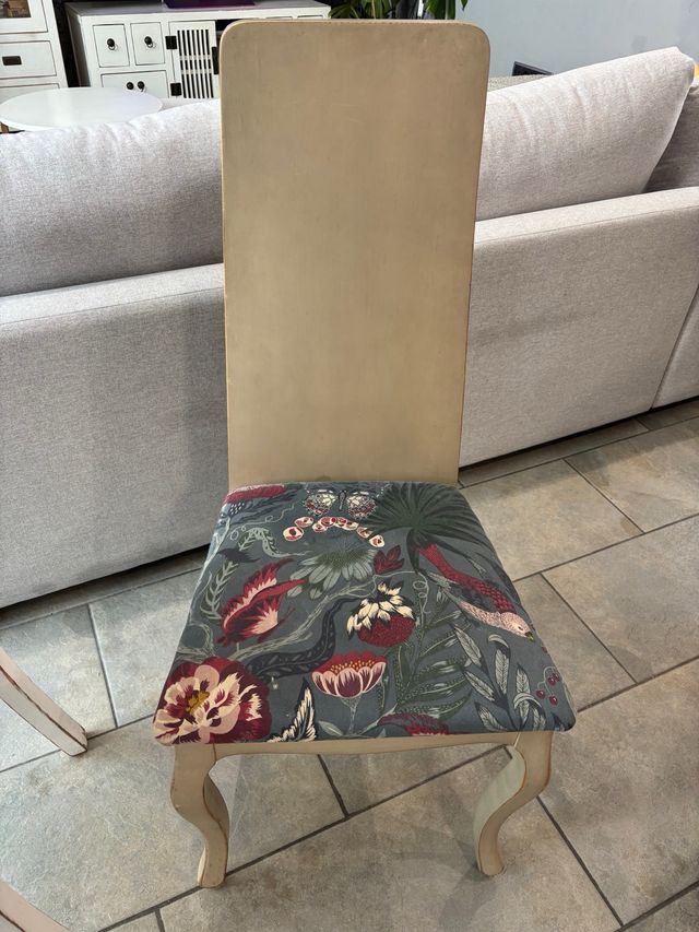 4 Sillas de Comedor Tapizadas