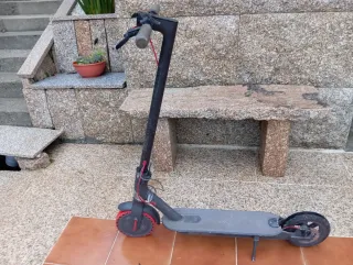 Patinete Eléctrico Xiaomi M365