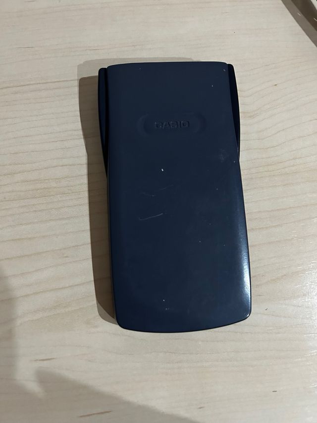 Calculadora Científica Casio fx-82MS