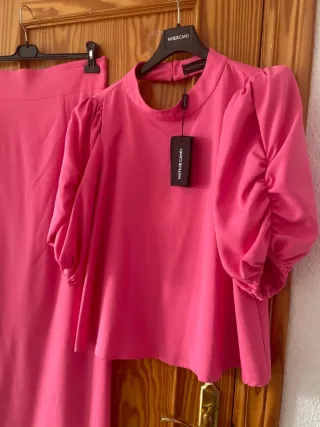 Traje Matilde Cano falda talla 46 nuevo