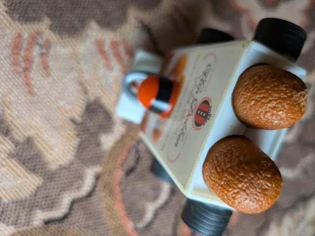 Macchinina promozionale Van Dobben