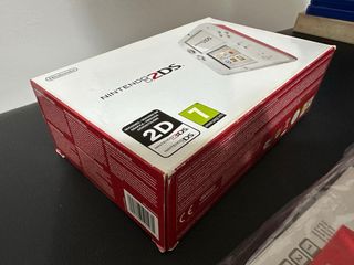 Caja Nintendo 2DS