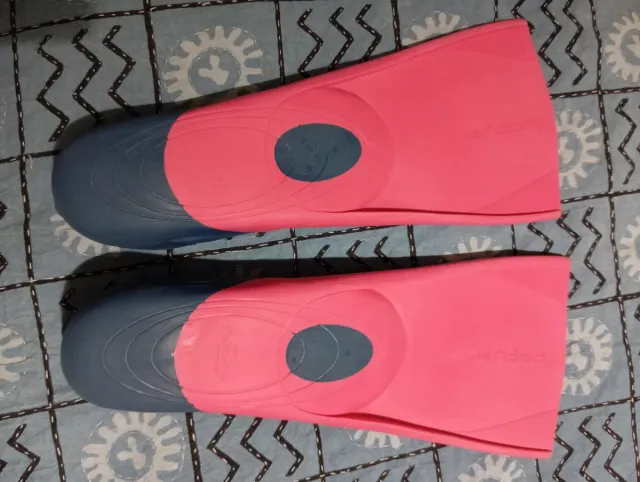 Aletas de natación rosas t.34-35