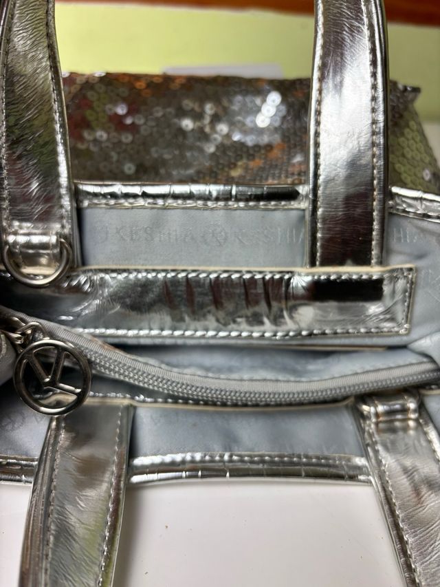 Bolso mini Keshia plata con lentejuelas