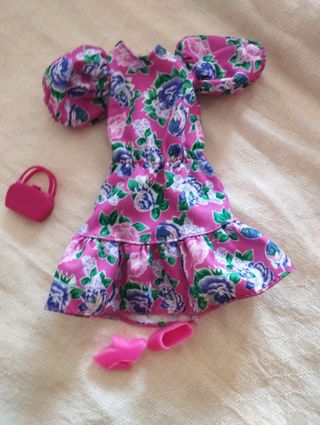 Conjunto Barbie Fashionista 2020 zapatos y bolso