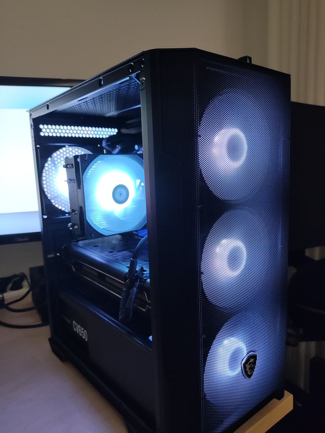 PC Gaming | RX 5700XT | Ryzen 5 3600 | 16GB DDR4