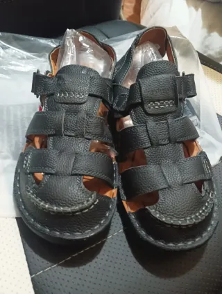 Sandalias de cuero negro talla 47