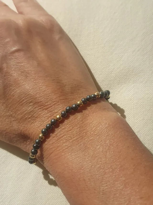 Conjunto Collar y Pulsera Perlas Negras y Doradas