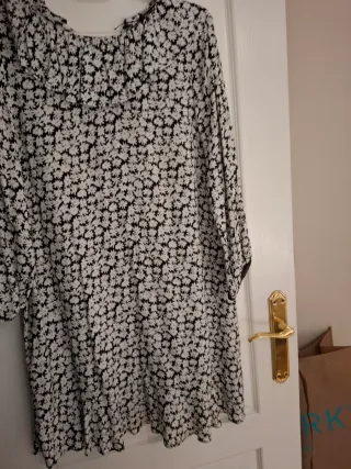 Vestido corto Zara estampado floral