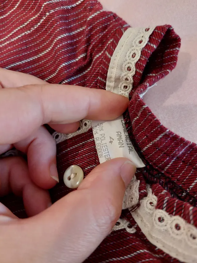 Traje baserritarra blusa y falda