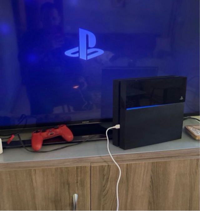 ps4 2 mandos y juegos 500gb! oferta