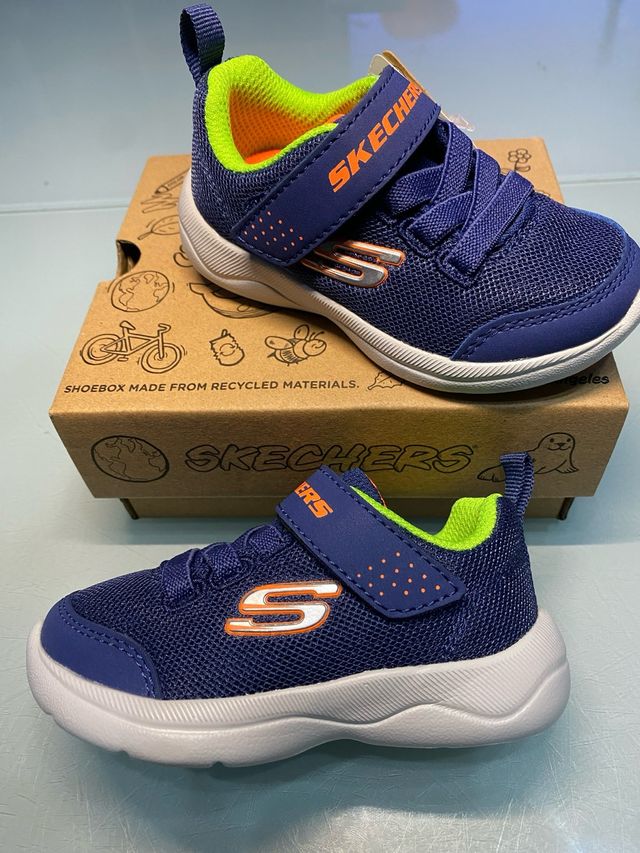 Zapatillas Skechers niño talla 21